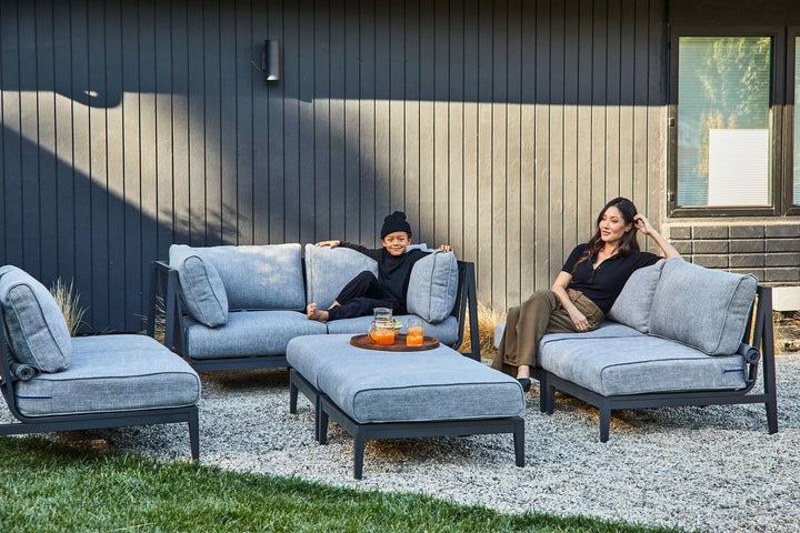 Outer Charcoal Aluminum Outdoor 7-Seat U-Sectional