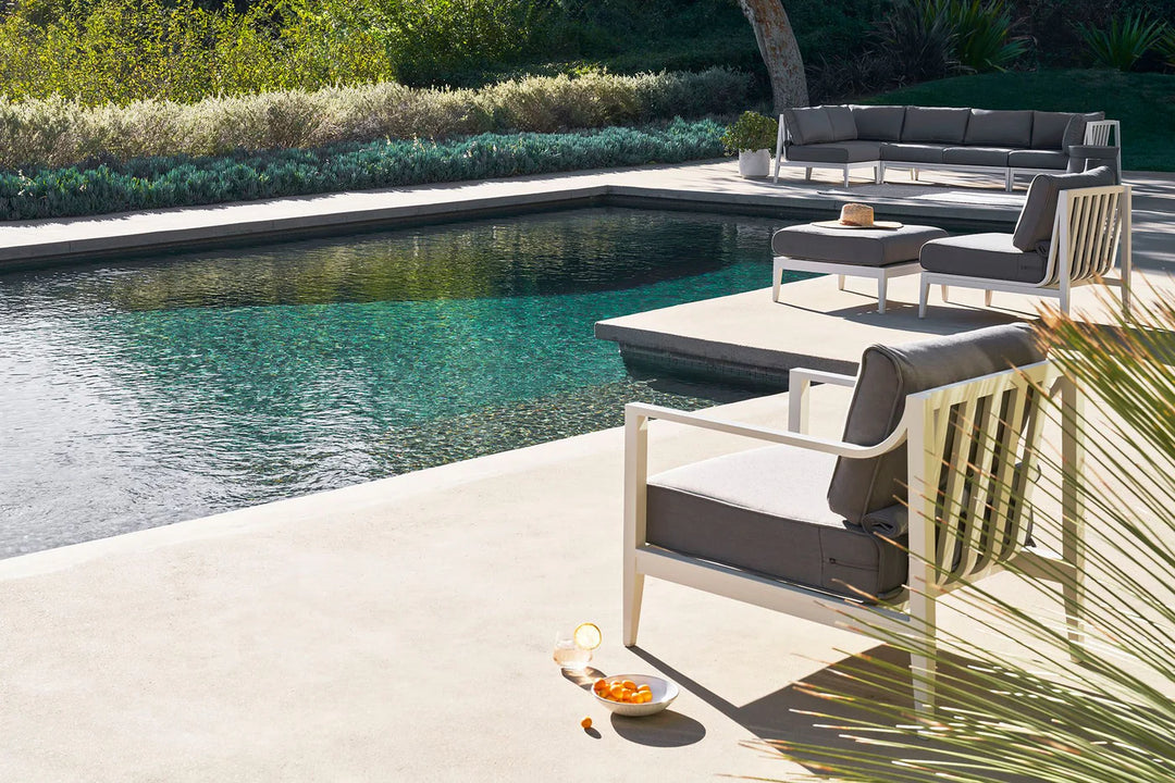 Outer White Aluminum Outdoor Corner Sectional - 5 Seat