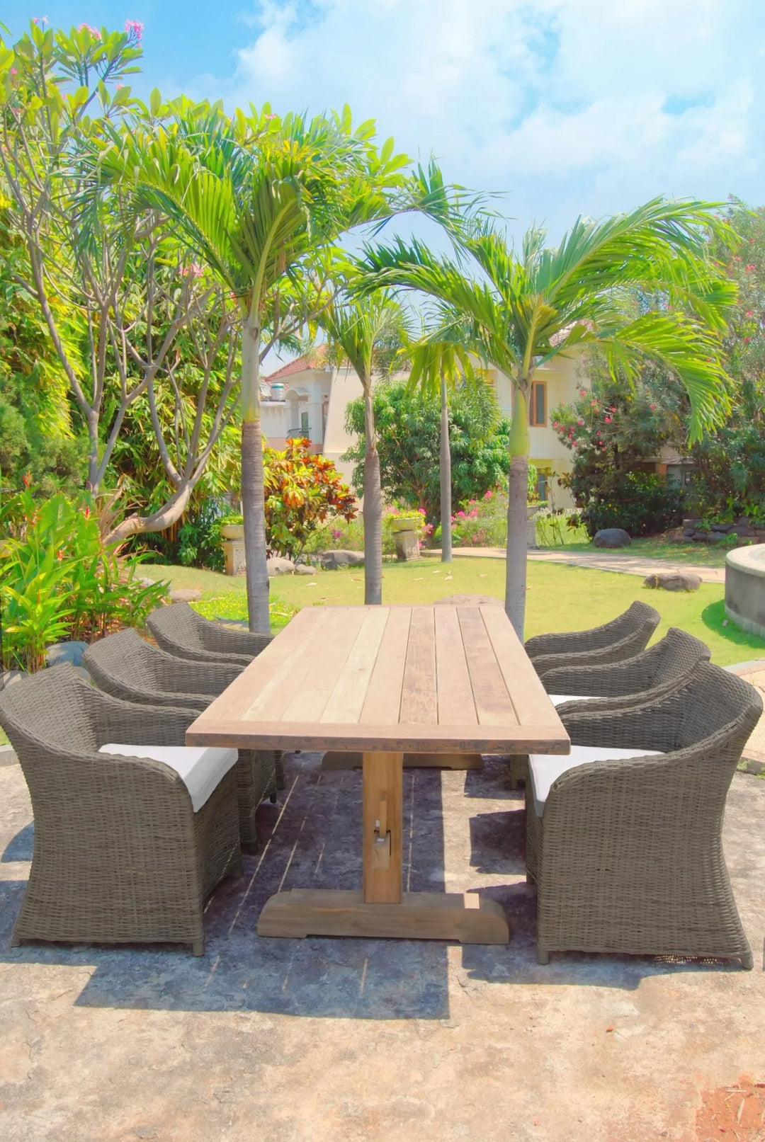 Padma's Plantation Outdoor Porto Fino Dining Table