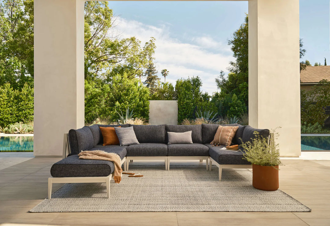 Outer White Aluminum Outdoor Sofa with Armchairs - 6 Seat