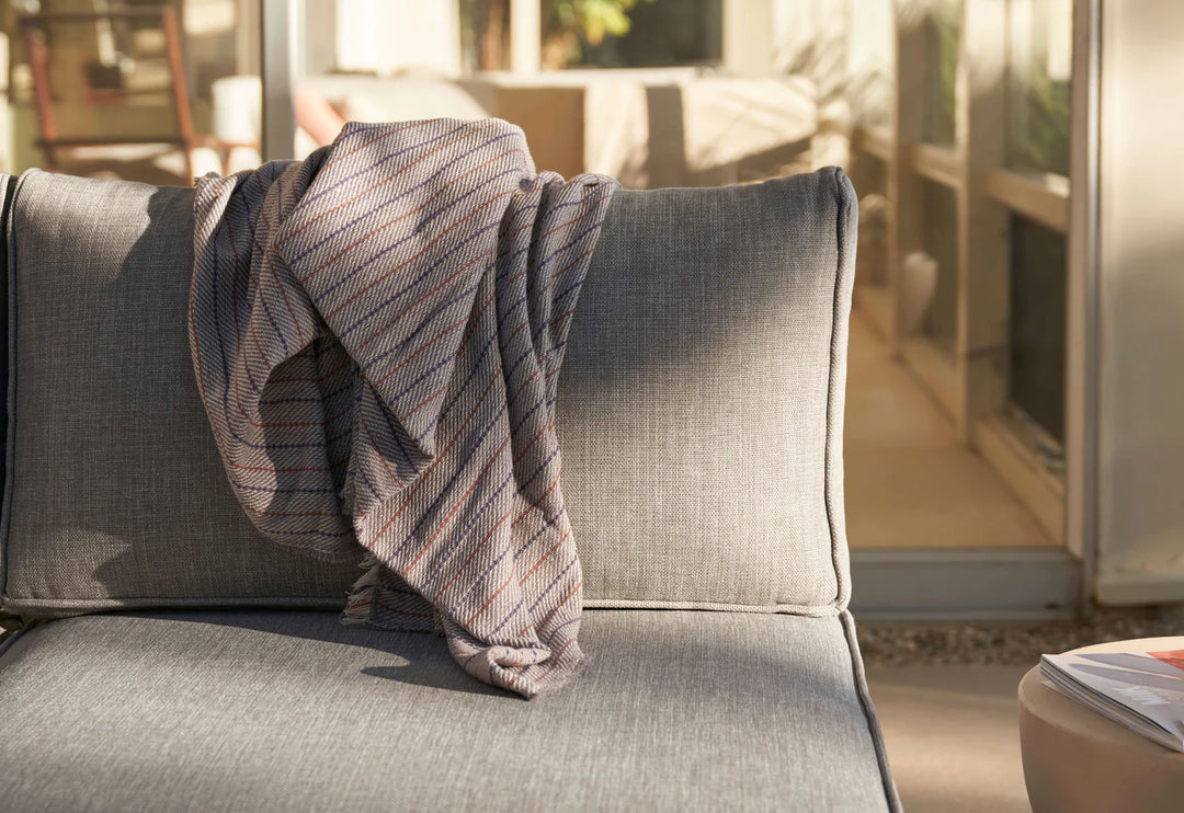 Outer White Aluminum Outdoor 7-Seat U-Sectional